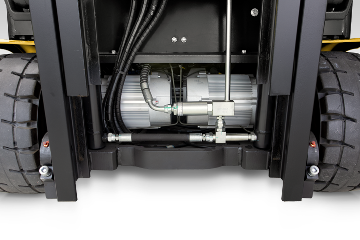 3 Wheel electric counterbalance lift truck  by Yale | ERP32-40UXT