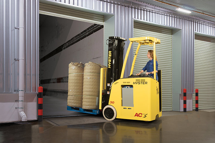 3 Wheel Electric Stand-up Forklift Trucks | E30 - 40HSD3 | Hyster