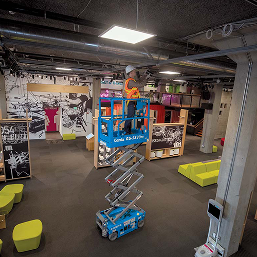 Scissor-Lift---Genie